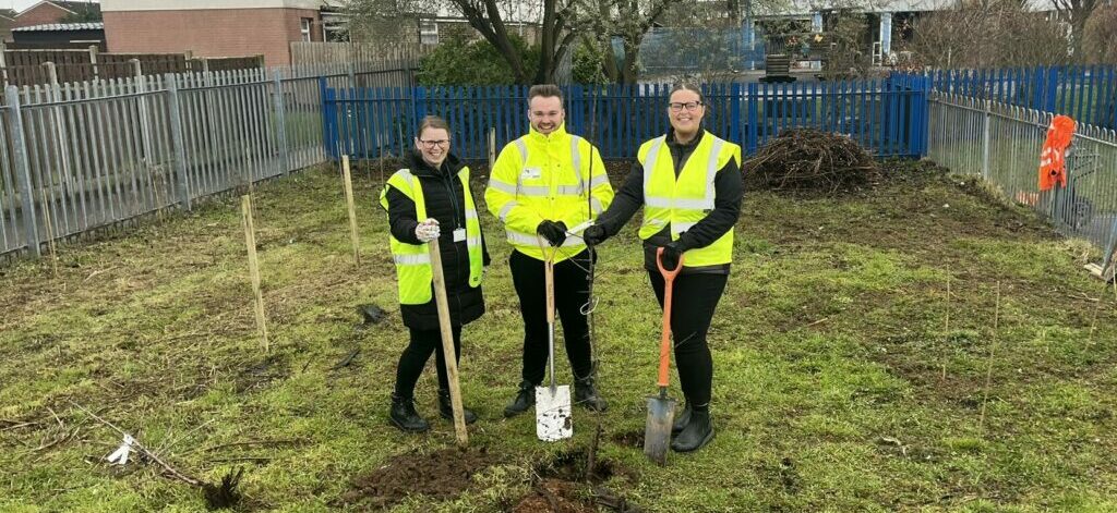 Sewell Construction have joined forces with other local businesses and supply chain partners to develop a new wildlife garden for Highlands Primary School.